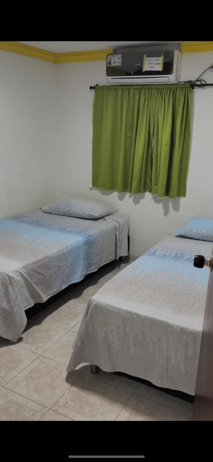 Apartamentos Katy San Andrés المظهر الخارجي الصورة