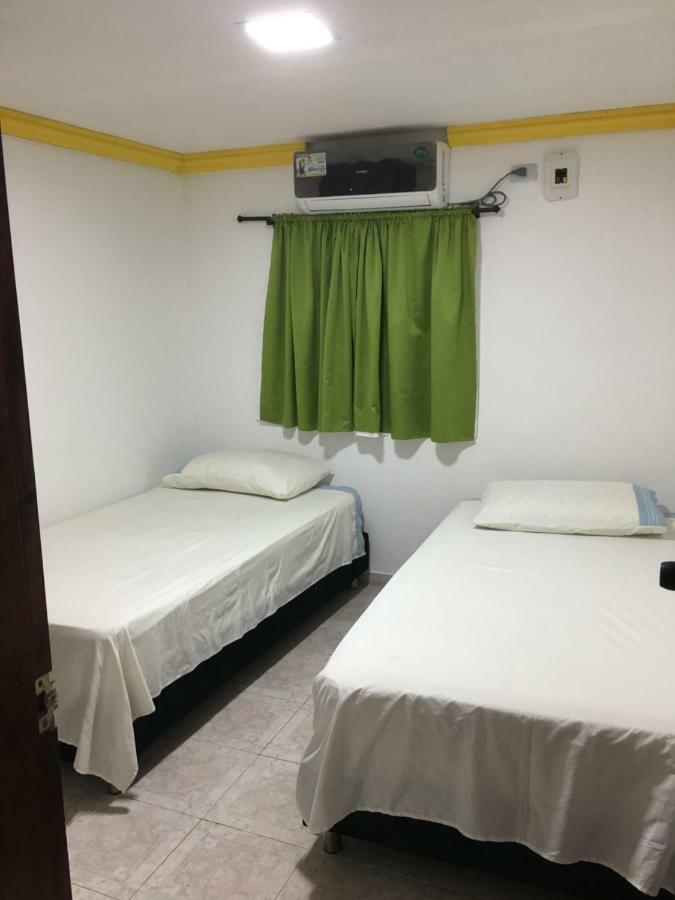 Apartamentos Katy San Andrés المظهر الخارجي الصورة